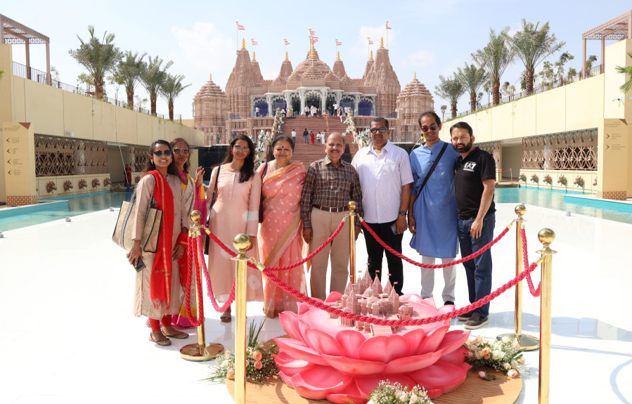 Capturing divine moments at BAPS Hindu Mandir